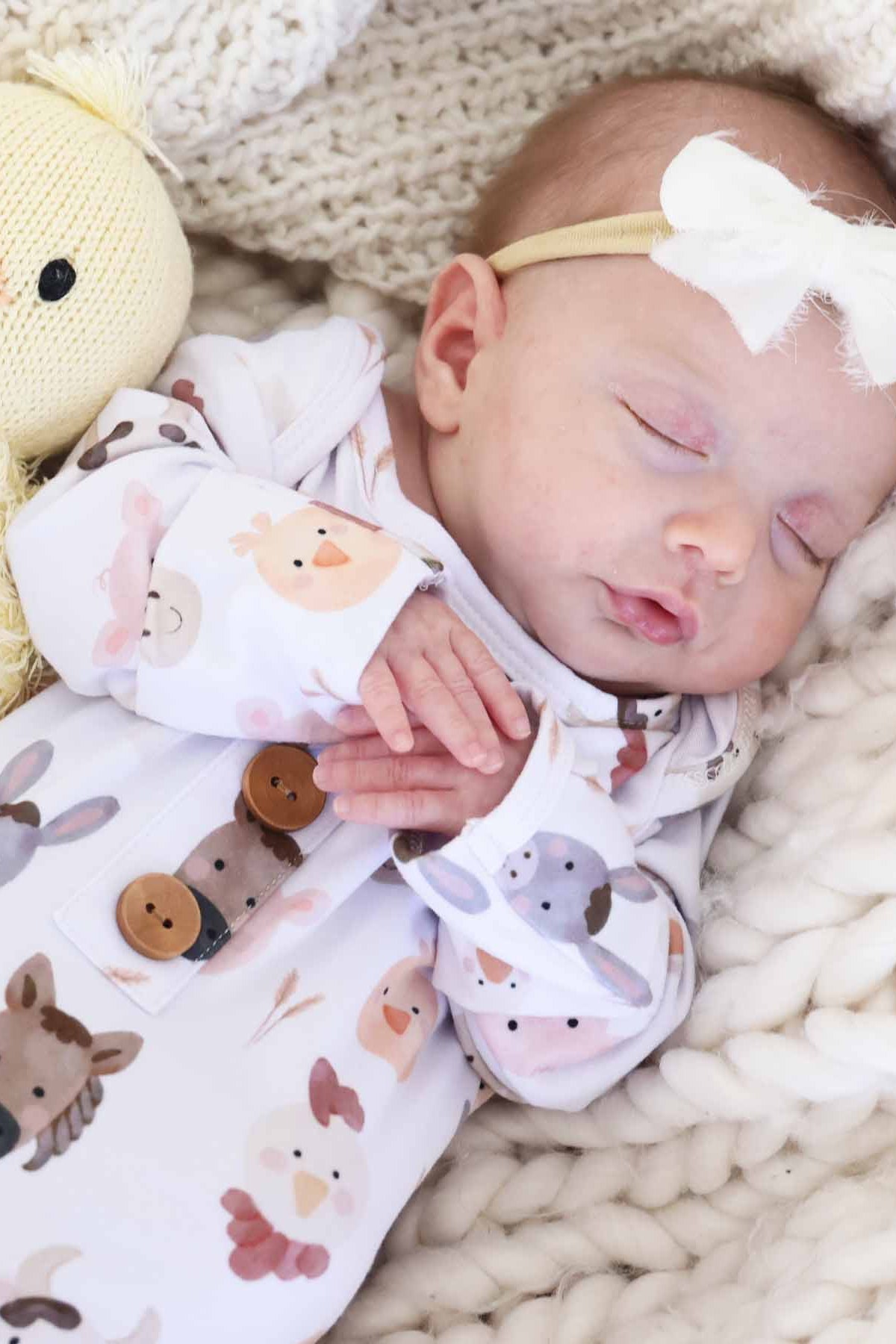 Barnyard Buddies Newborn Baby Knot Gown & Hat Set