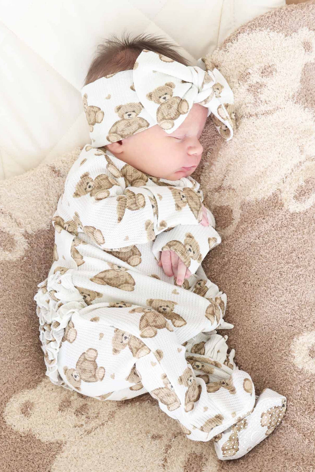 Beary Sweet Bamboo Waffle Zipper Ruffle Footie