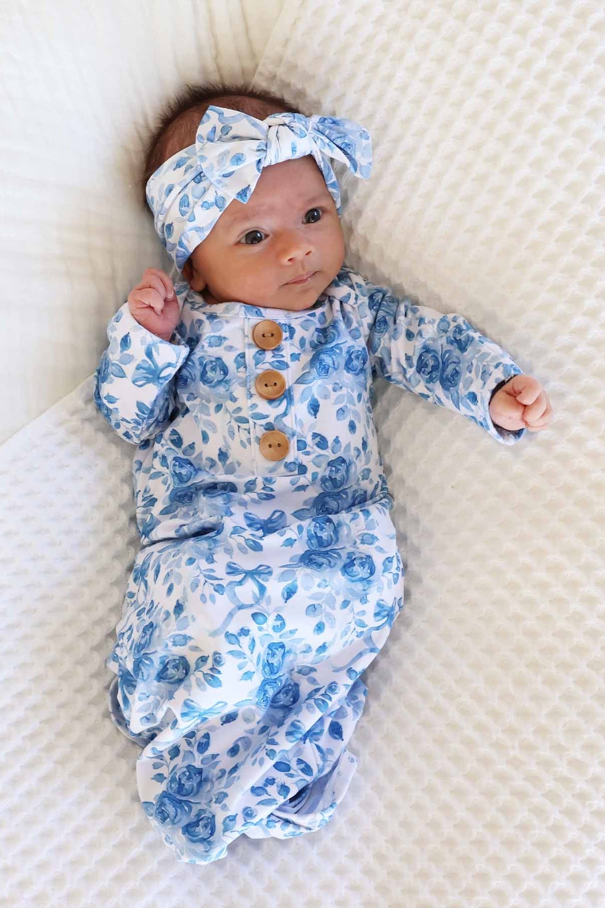 Betsy's Blooms Newborn Baby Knot Gown & Hat Set