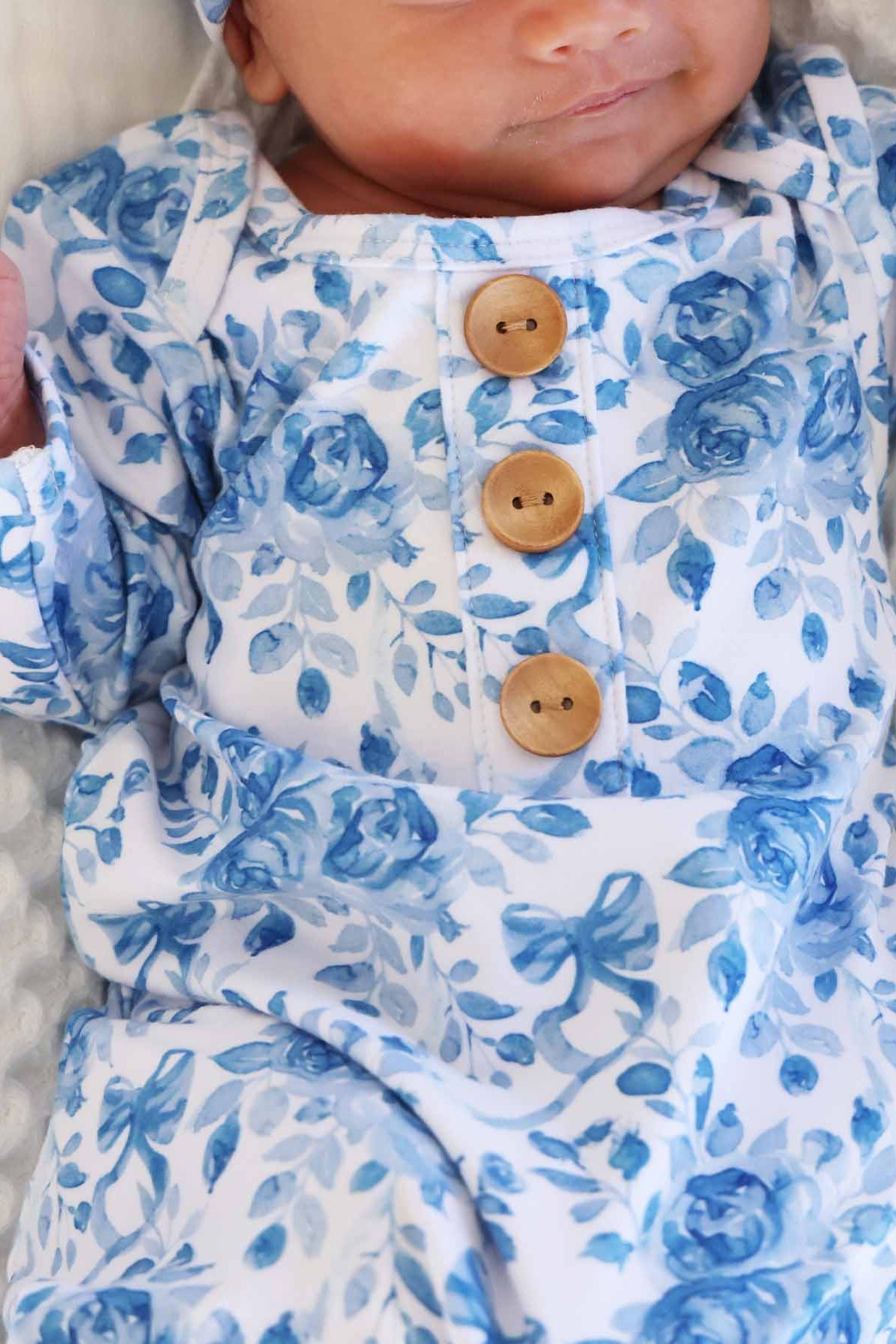 Betsy's Blooms Newborn Baby Knot Gown & Hat Set