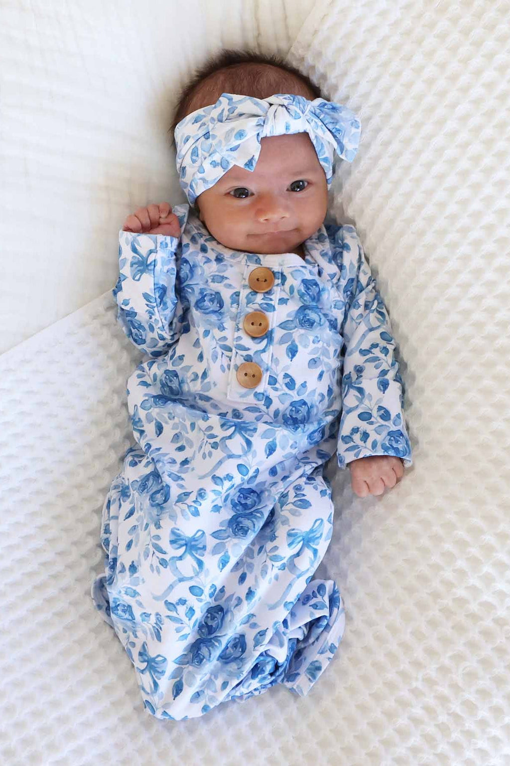 Betsy's Blooms Newborn Baby Knot Gown & Hat Set