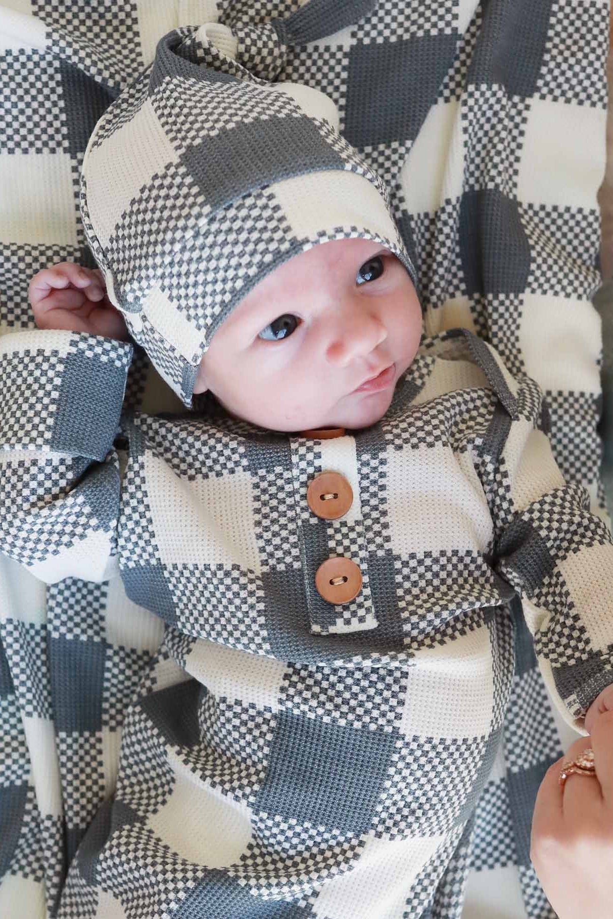 Big Check Bamboo Waffle Newborn Baby Knot Gown & Hat Set | Denim