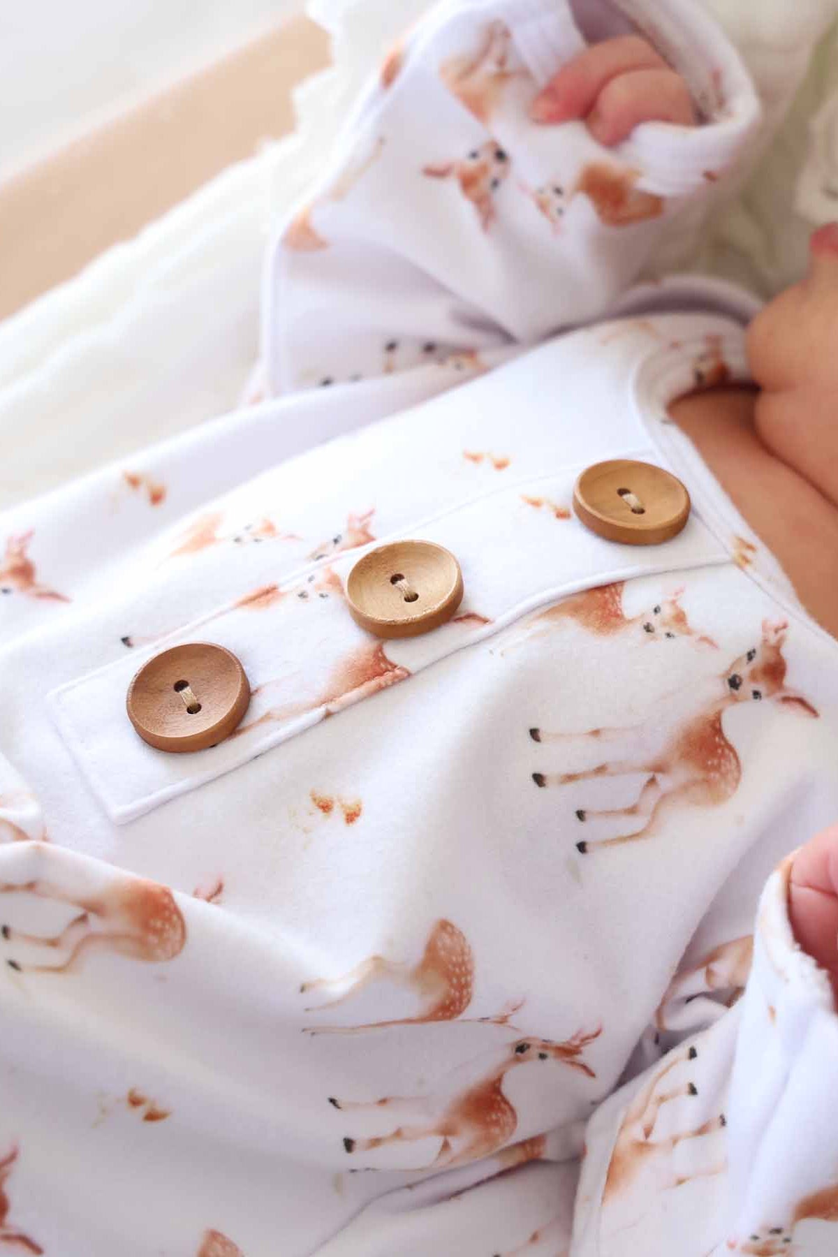 Friendly Fawns Newborn Baby Knot Gown & Hat Set