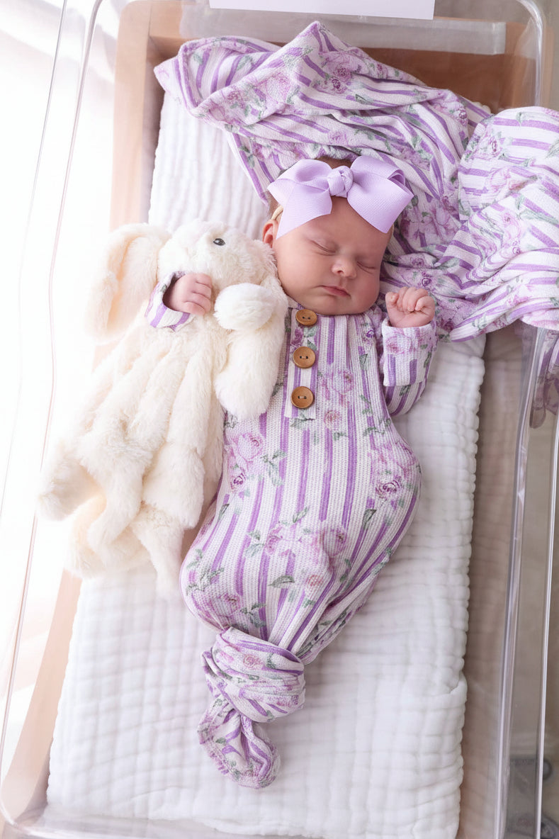 Lila's Lilacs Bamboo Waffle Newborn Baby Knot Gown & Hat Set