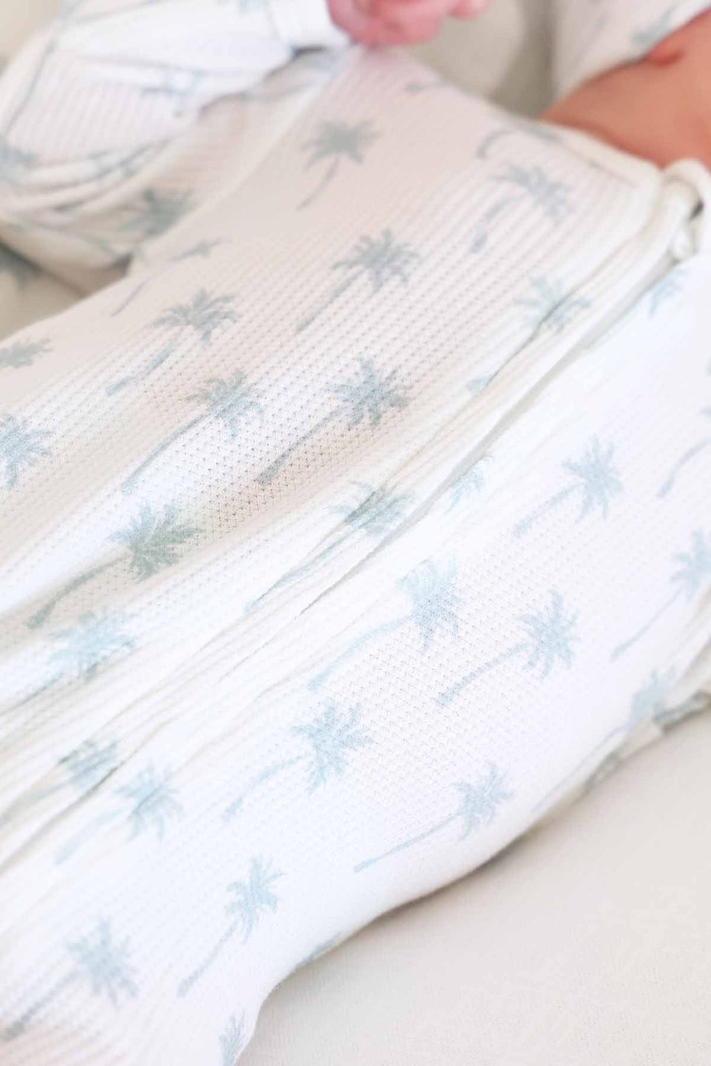 Beachy Bamboo Waffle Zipper Footies
