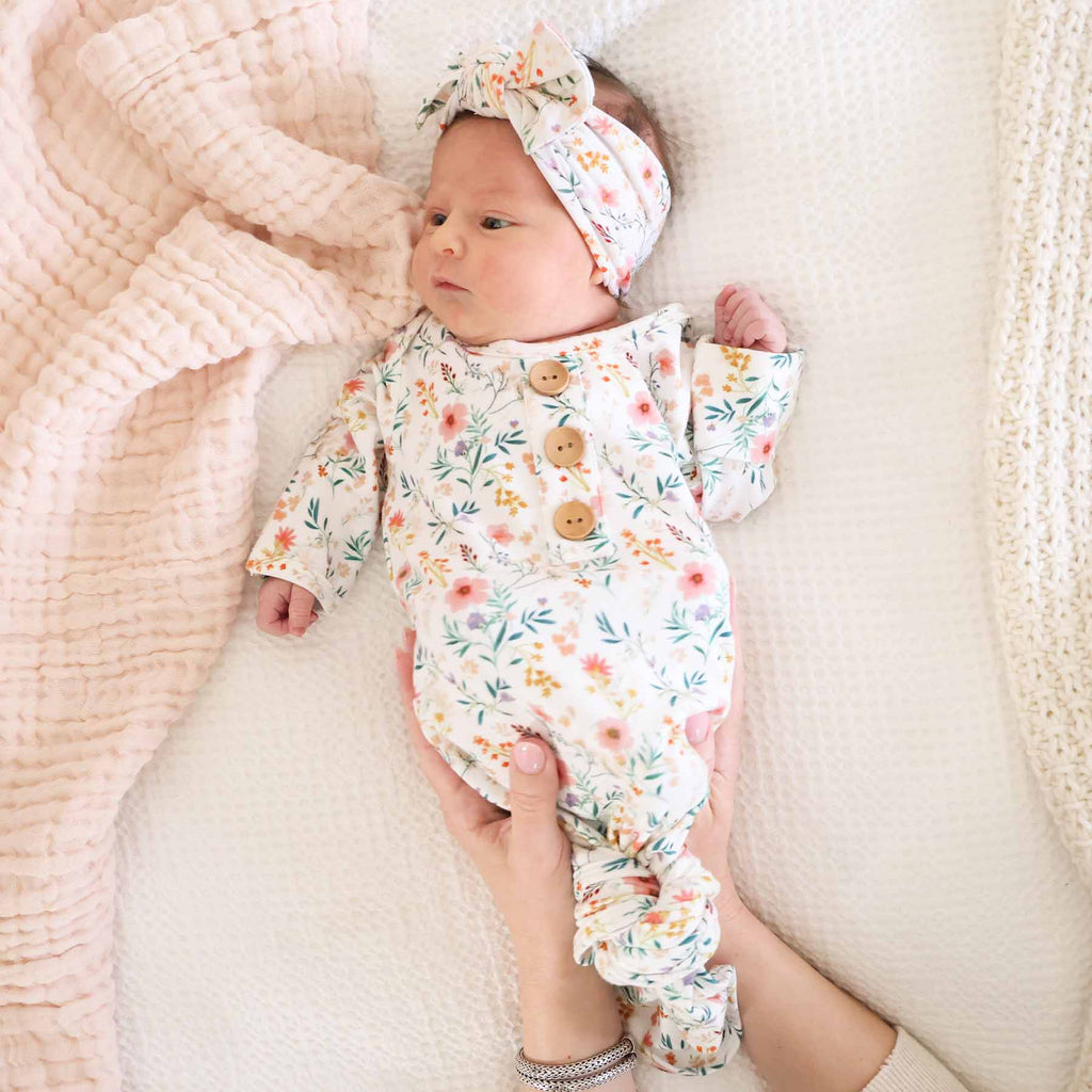 Winnie's Wildflowers Newborn Baby Knot Gown & Hat Set